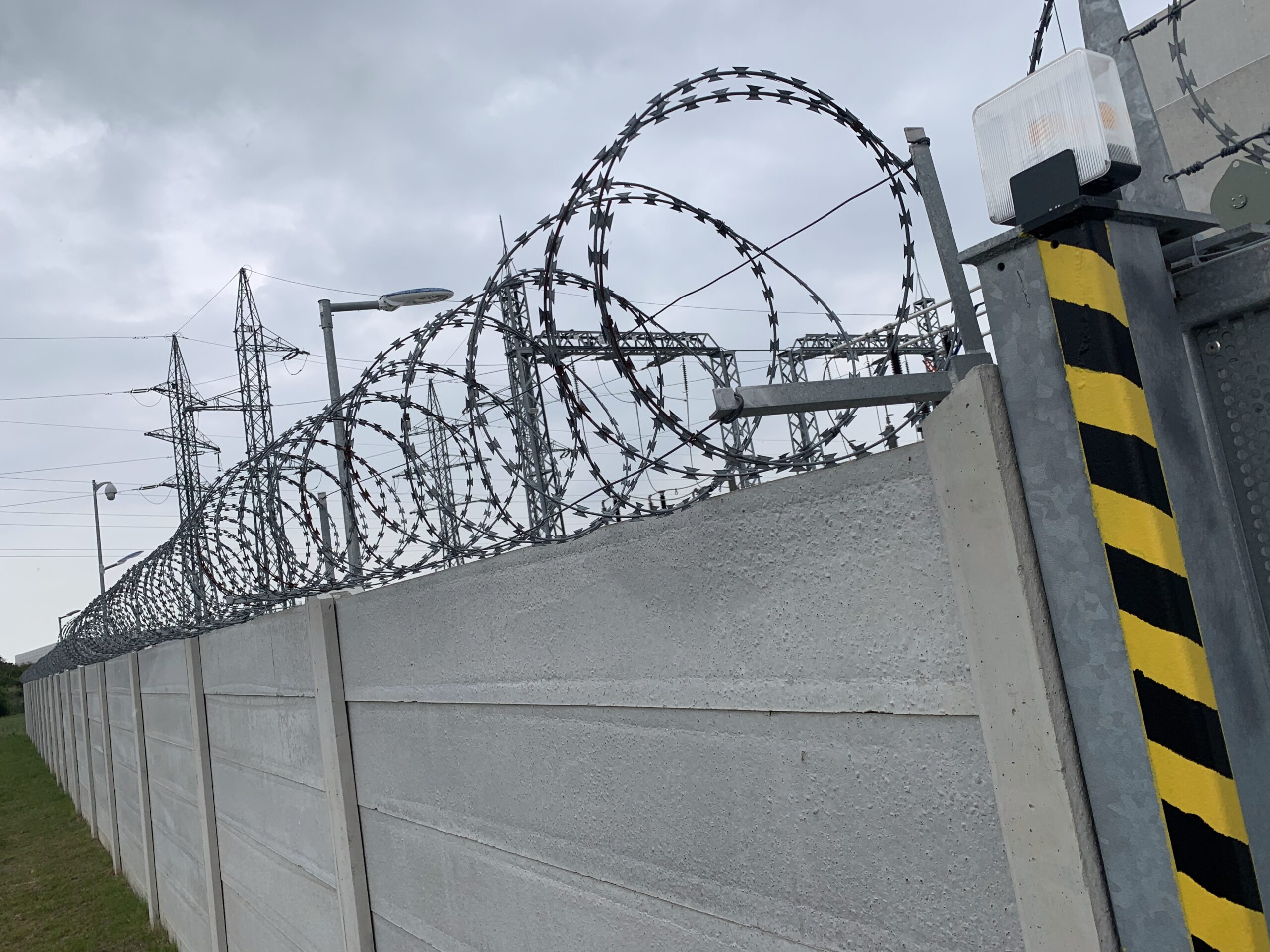 Jednoúrovňová galéria 383