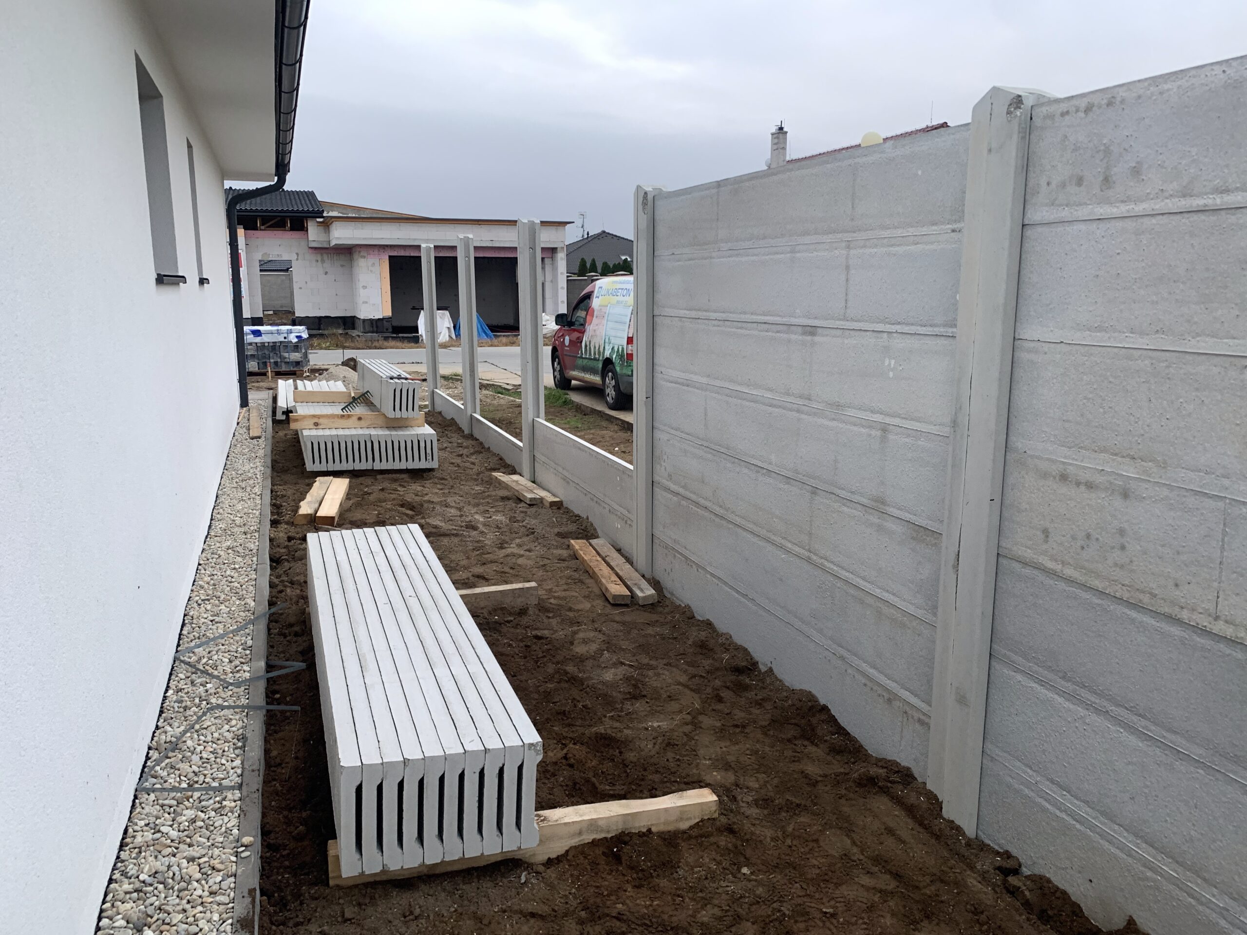 Jednoúrovňová galéria 359