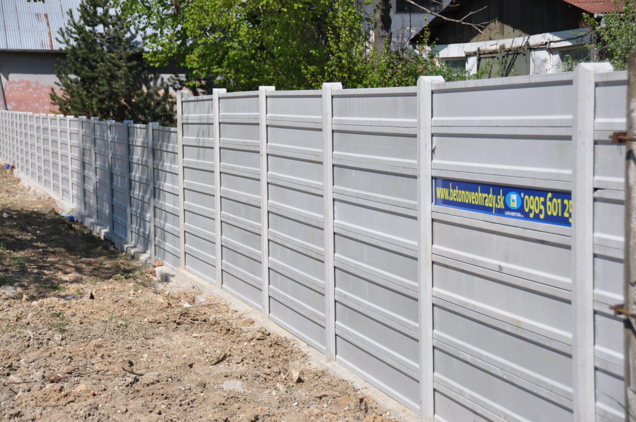 Jednoúrovňová galéria 299